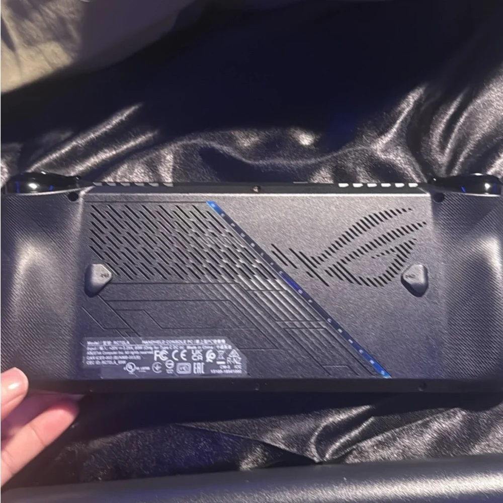 ASUS Black VR Controller Kit - Picture 8 of 8